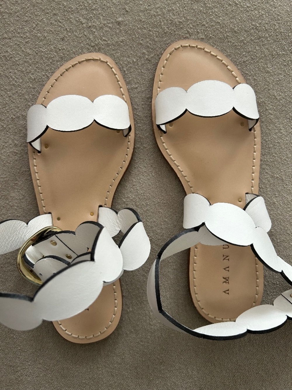 Amanu sandals white size 38